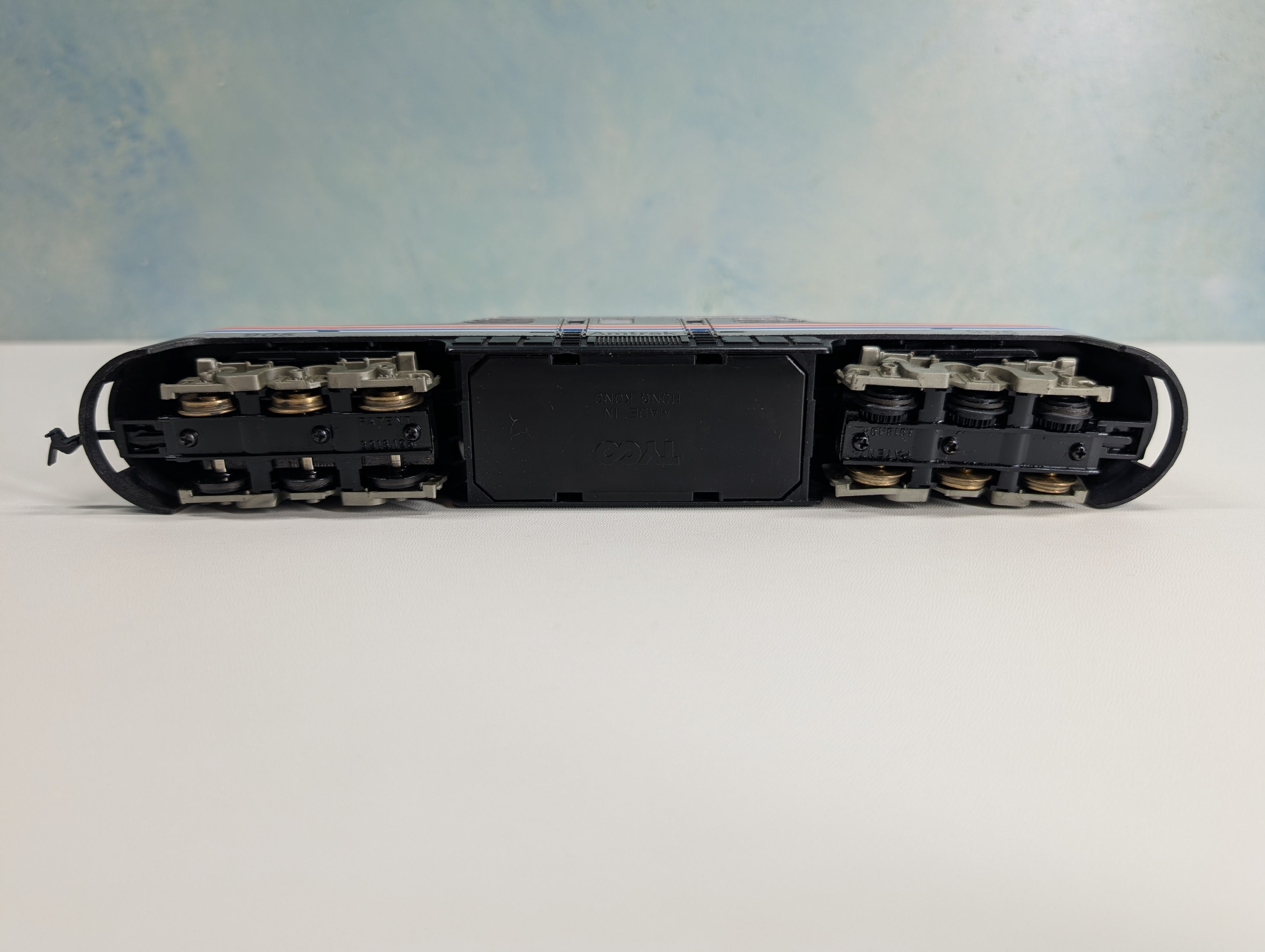 USED Tyco HO Scale GG1 Electric Locomotive Amtrak #905 Tested! DC