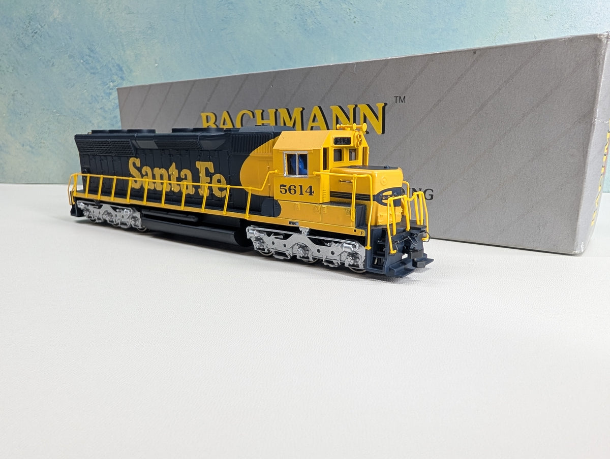 USED Bachmann 11613 HO Scale EMD SD45 Diesel Locomotive Santa Fe #5614 Runs Great! DC