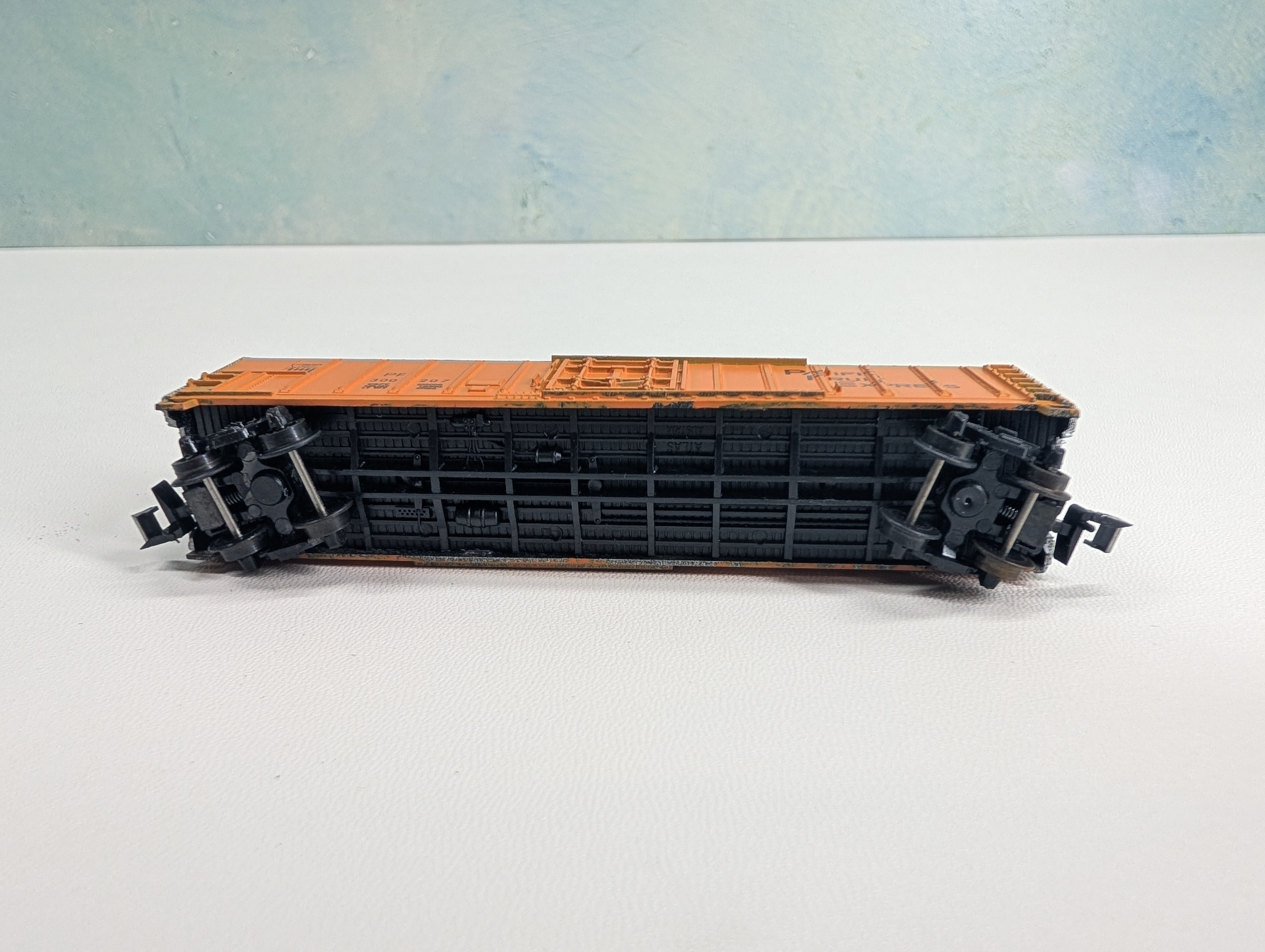 USED Atlas 2304 N Scale 50' Mechanical Reefer Pacific Fruit Express PF #300207