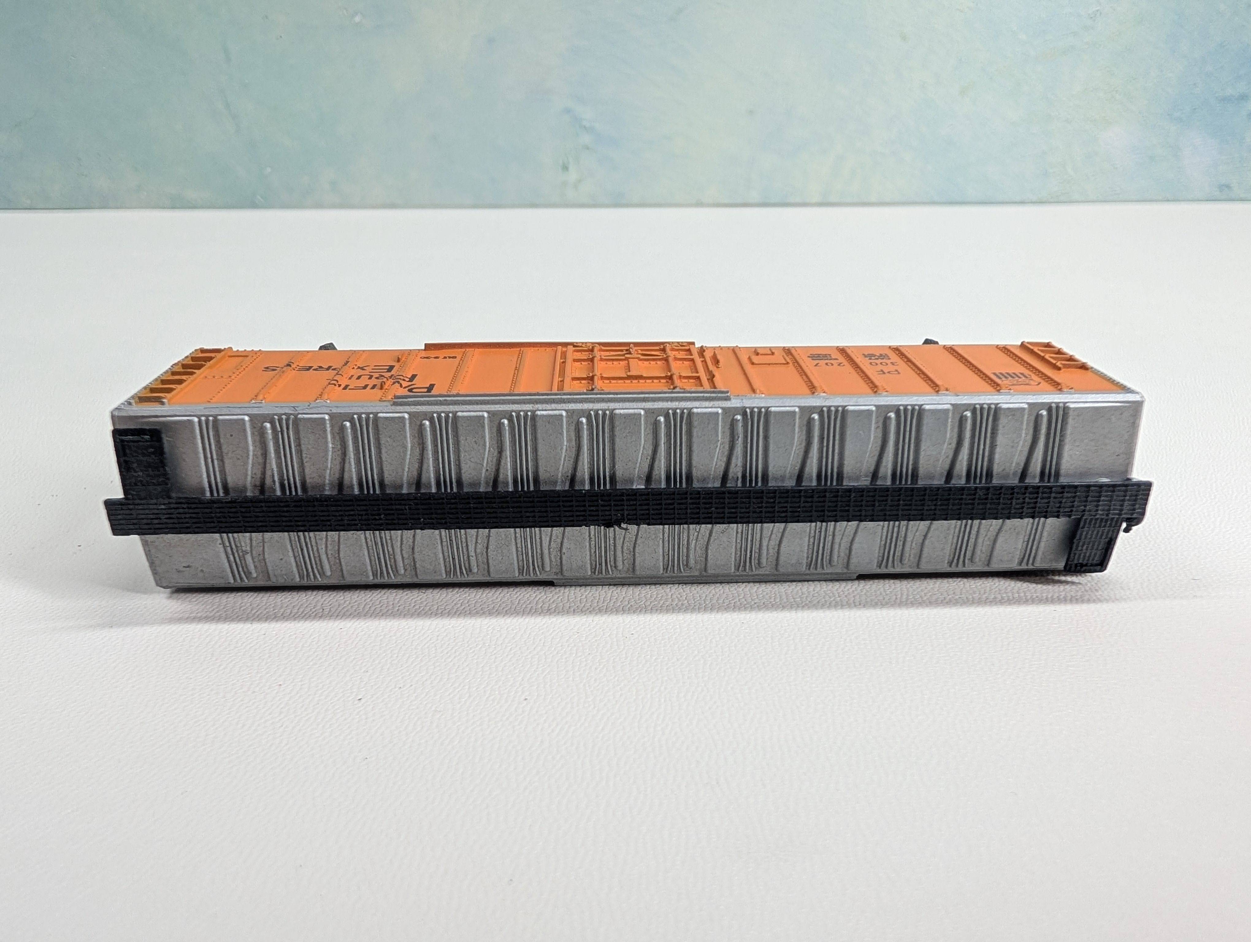 USED Atlas 2304 N Scale 50' Mechanical Reefer Pacific Fruit Express PF #300207