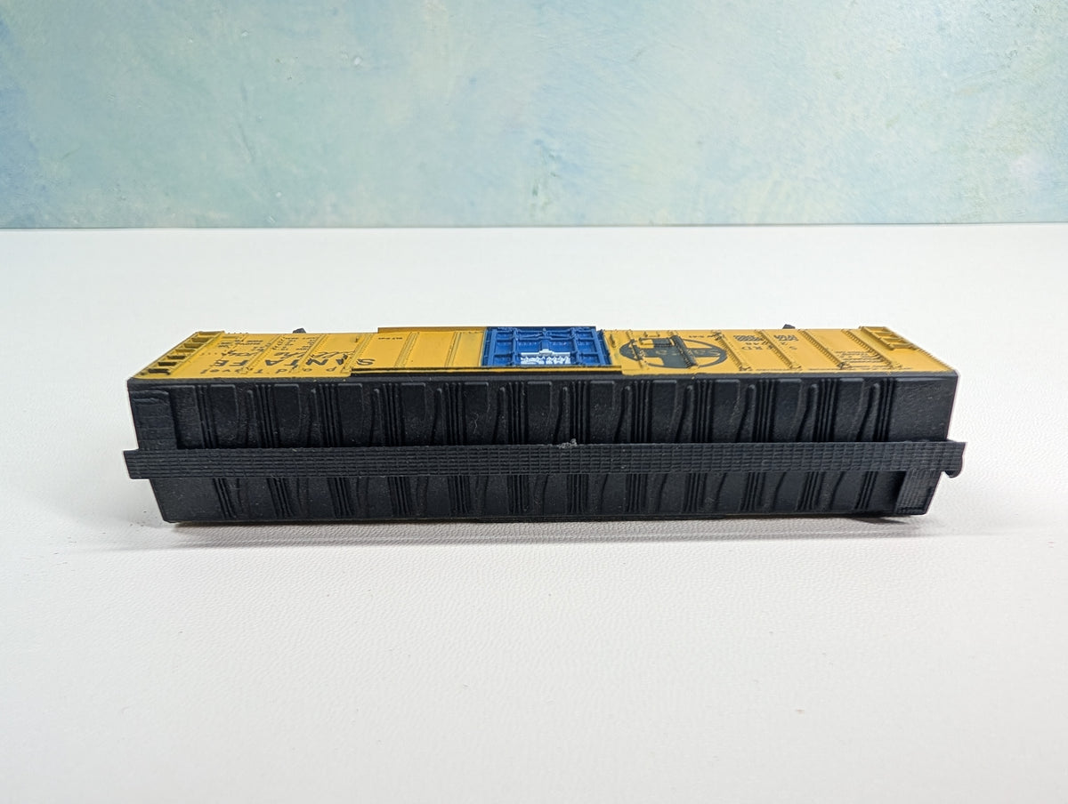 USED Atlas 2301 N Scale 50' Mechanical Reefer Santa Fe SFRD #2248