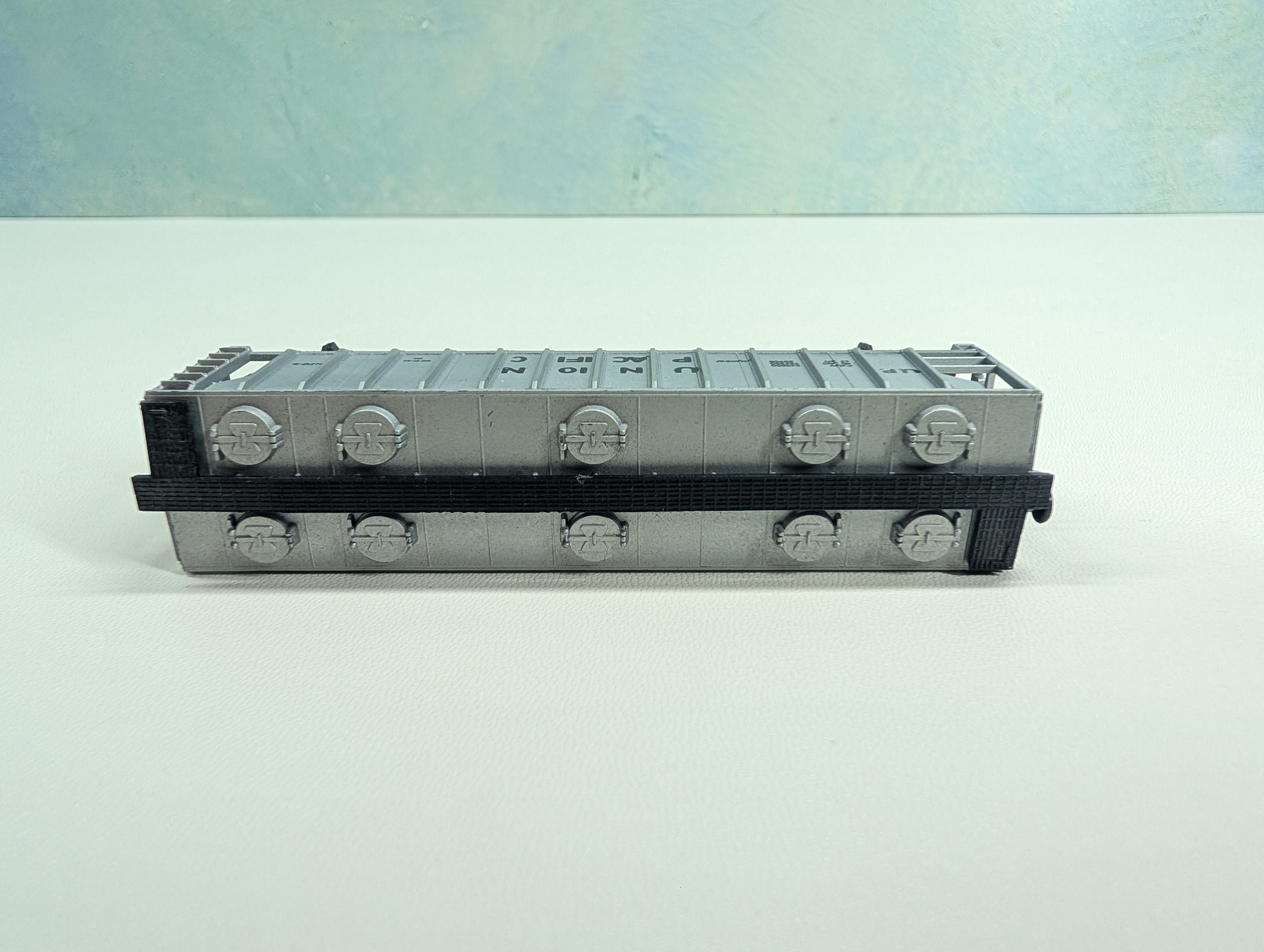 USED Atlas 2312 N Scale Covered Hopper Union Pacific UP