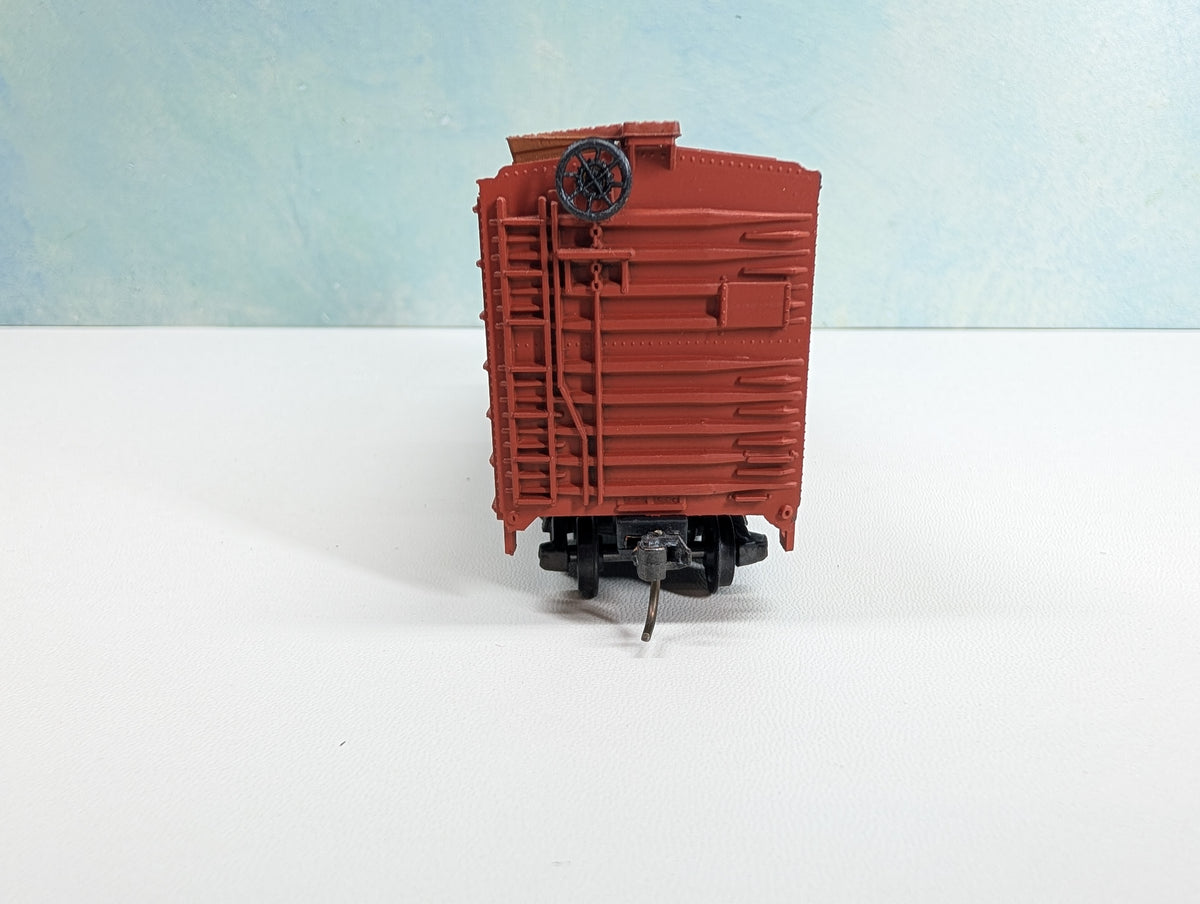 USED Roundhouse HO Scale 40' Box Car Santa Fe ATSF #16964