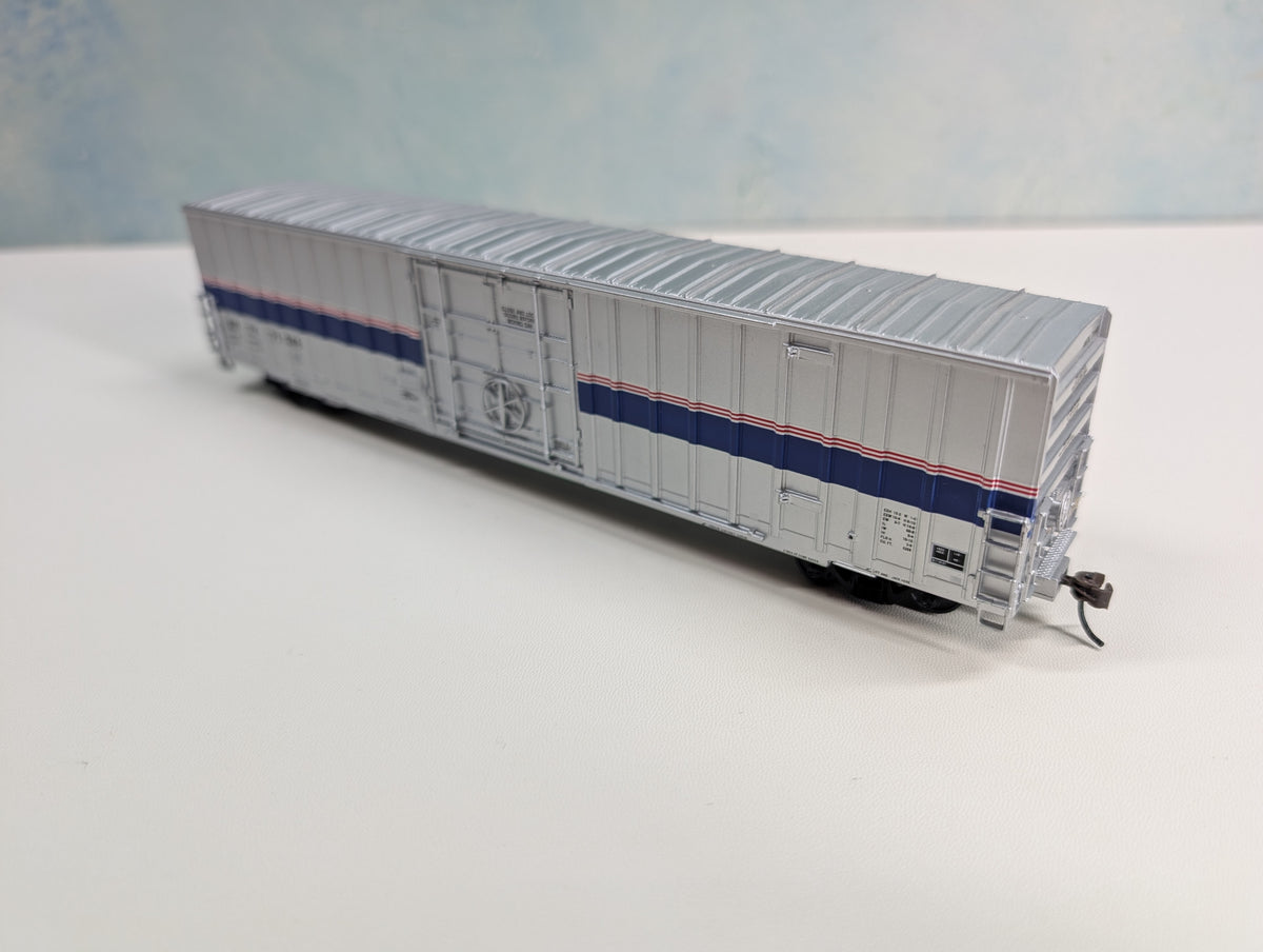 USED Walthers HO Scale 60' Express Box Car Amtrak AMTK #71148 Phase 4