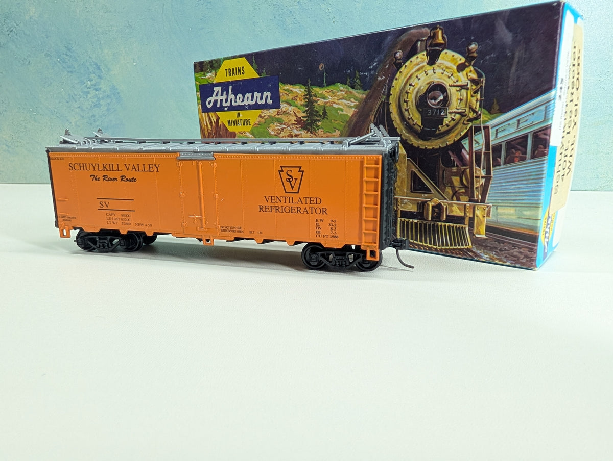 Athearn HO Scale 40' Steel Reefer, Orange Schuylkill Valley SV SV Model RR Club