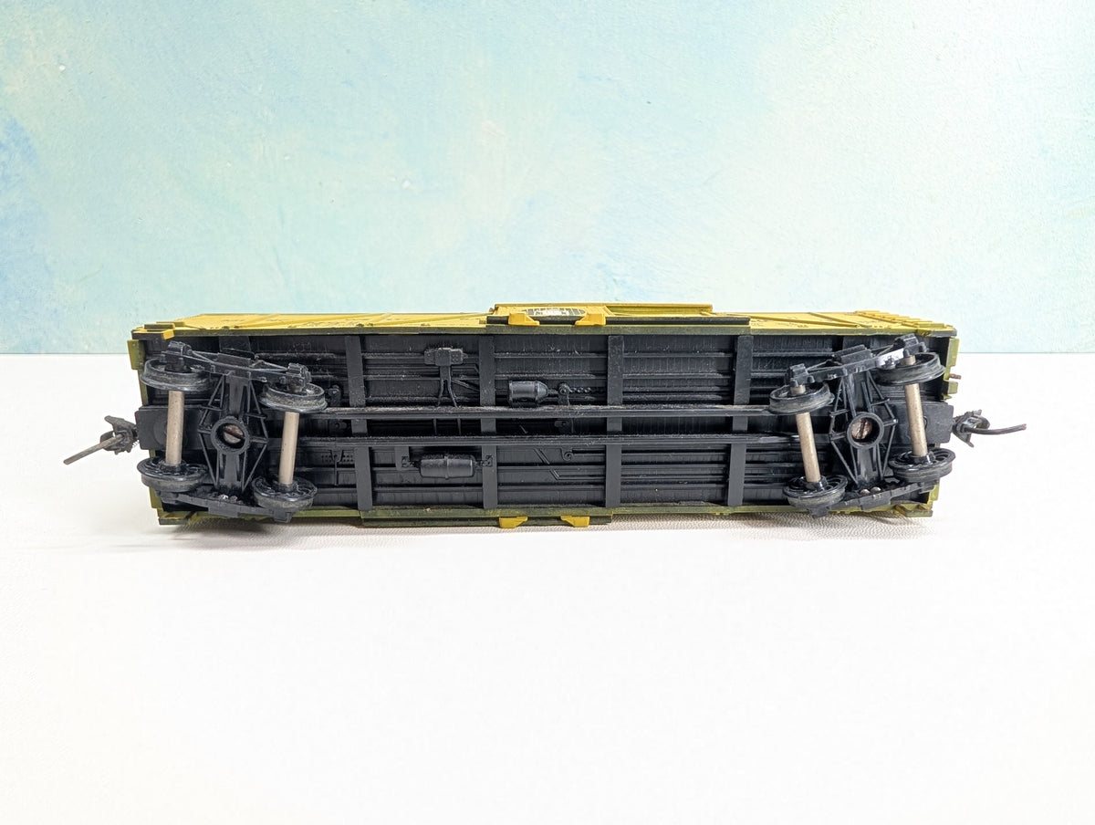 USED TRAIN MINIATURE HO Scale Wood Billboard Box Car Muncie & Western MWR #1247 The Ball Line