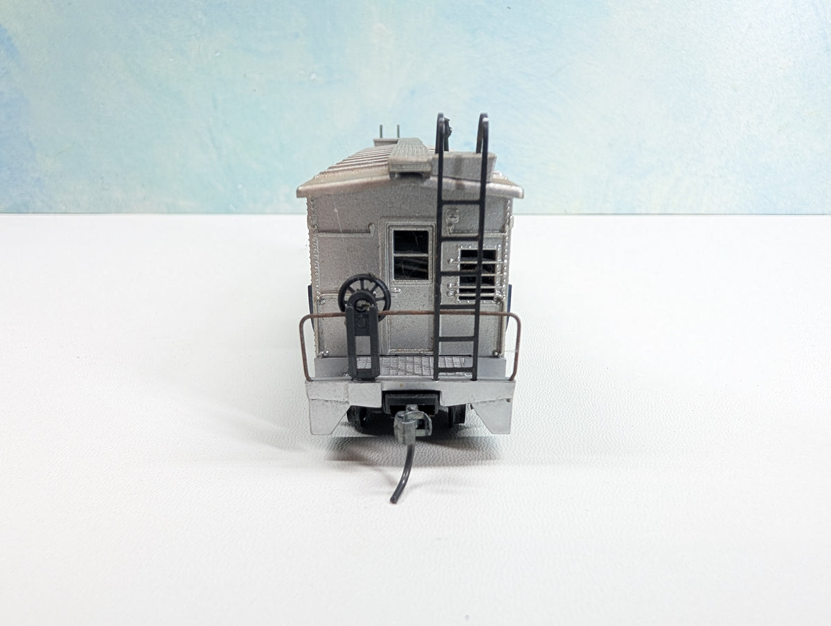 USED Athearn HO Scale Bay Window Caboose Chessie System B&O #C-3028