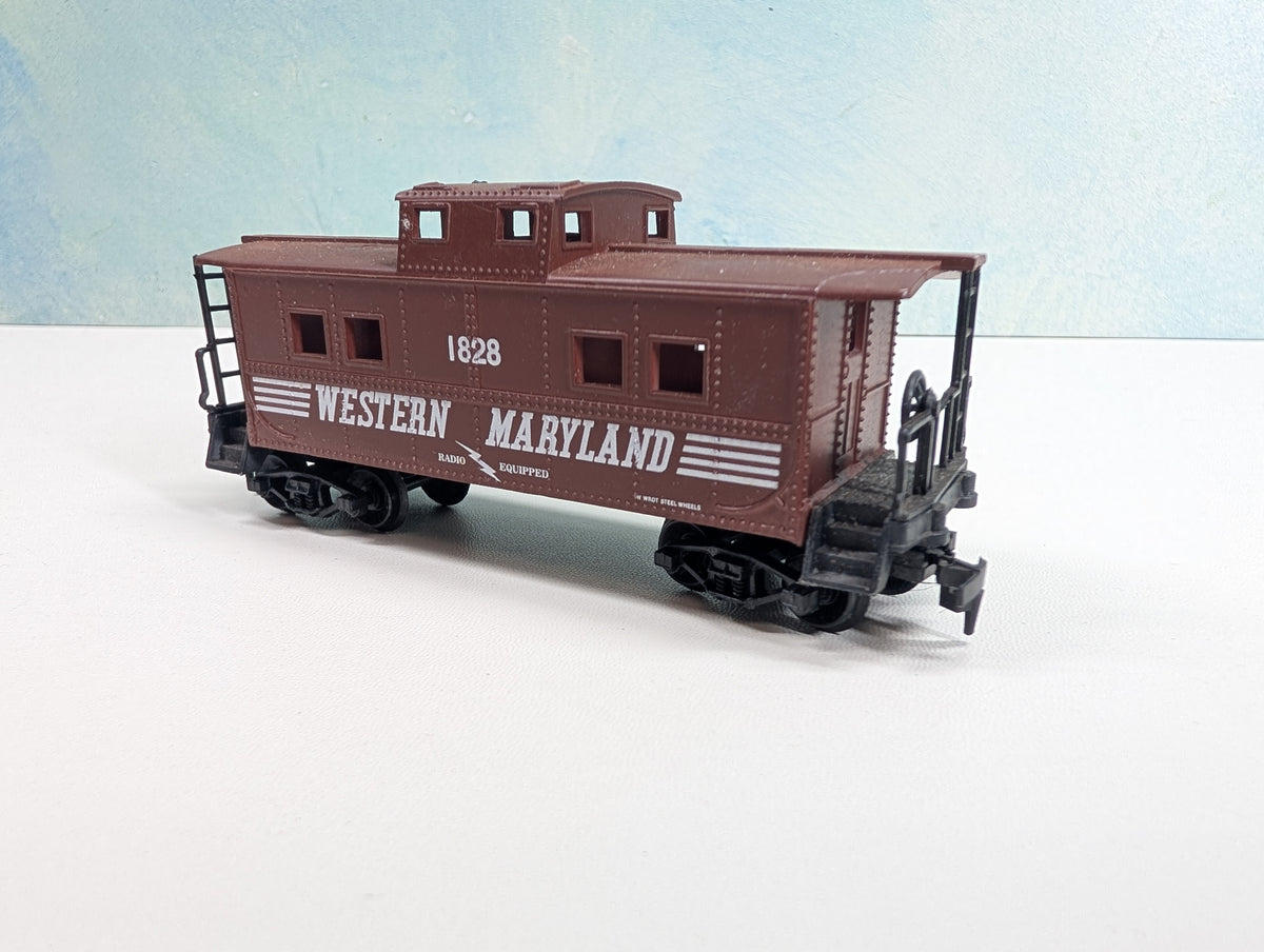 USED HO Scale Caboose Western Maryland #1828