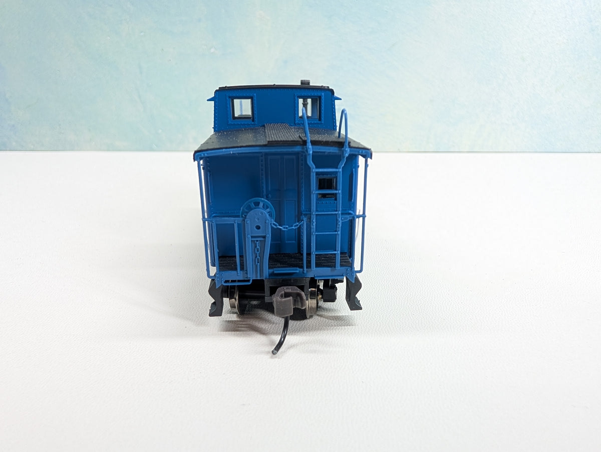 USED Atlas HO Scale Caboose Conrail #19077 Metal Wheels