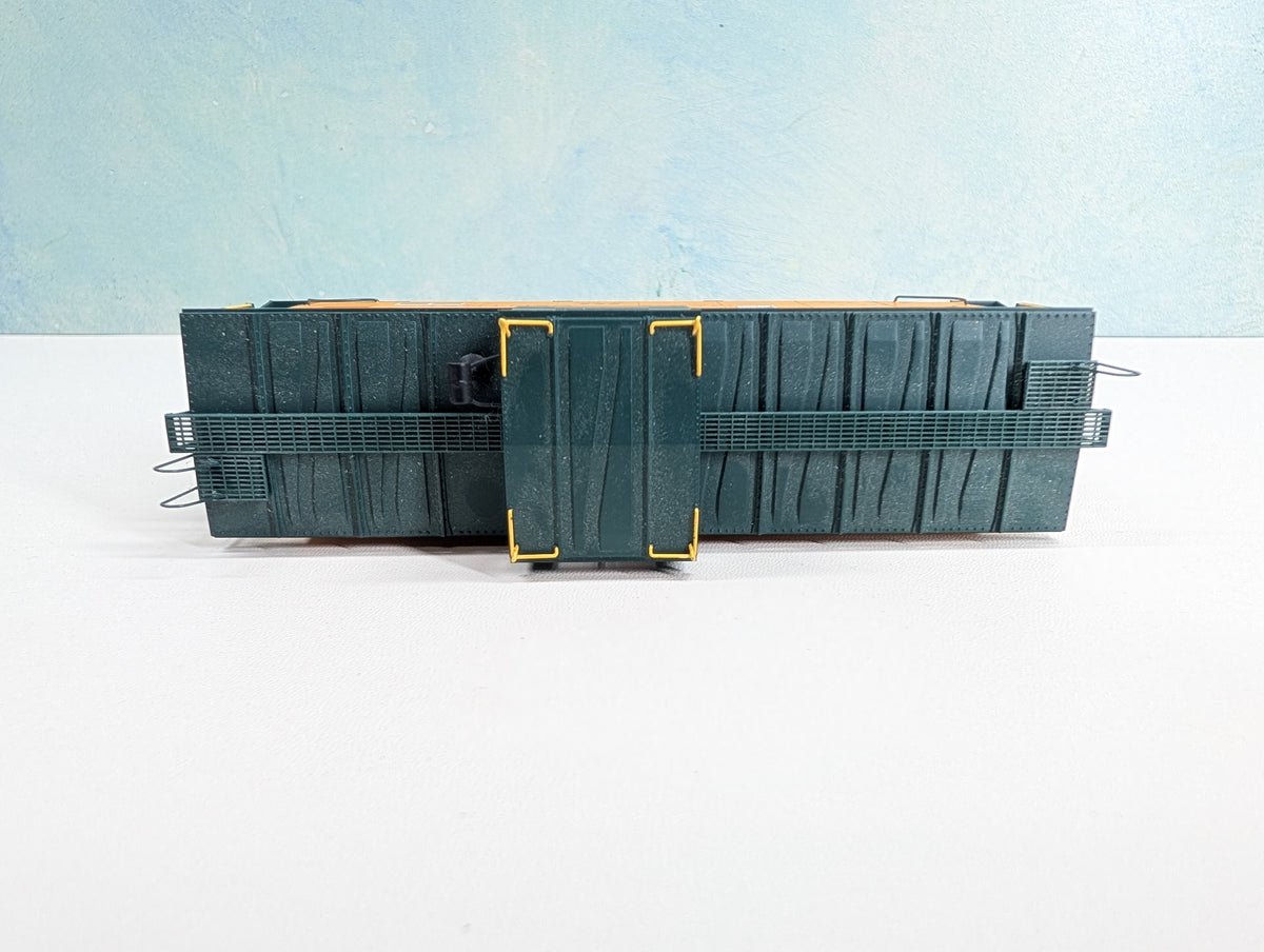 USED Atlas HO Scale Caboose Maine Central #659 Metal Wheels