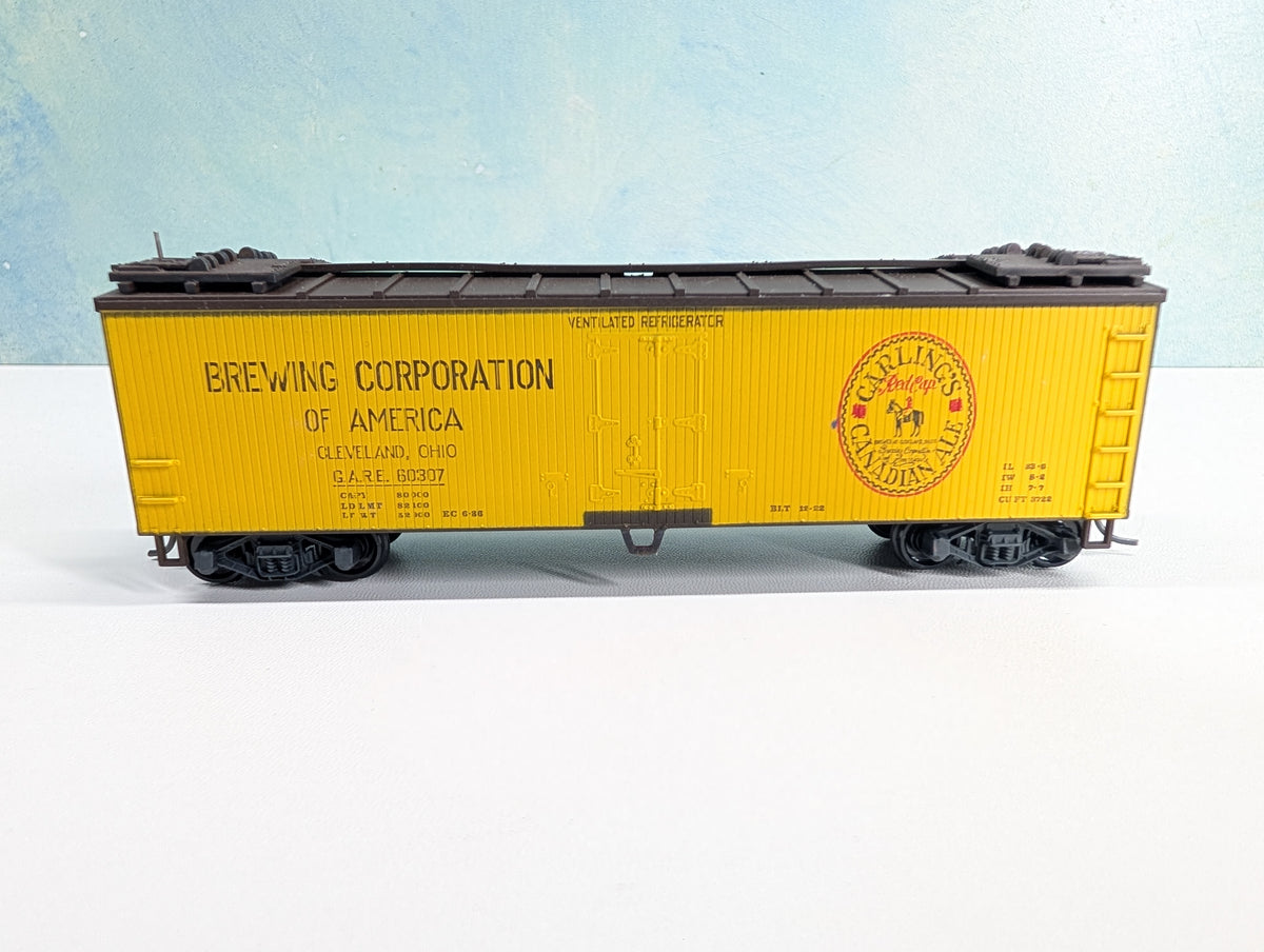 USED TRAIN MINIATURE HO Scale 40' Beer Car Carling's Canadian Ale GARE #60307