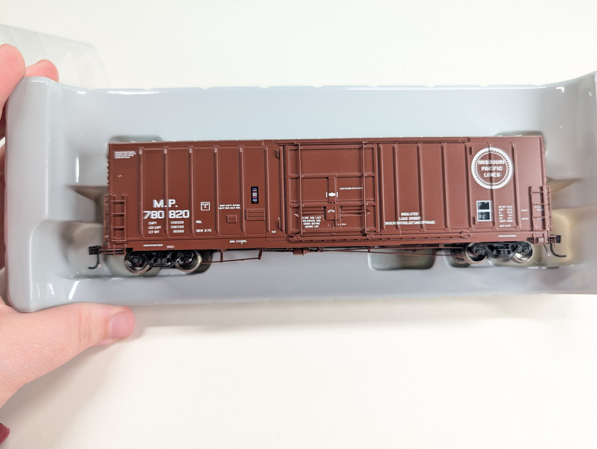 USED Athearn Genesis G4335 HO Scale 50' PC&F Box Car Missouri Pacific MP #780820