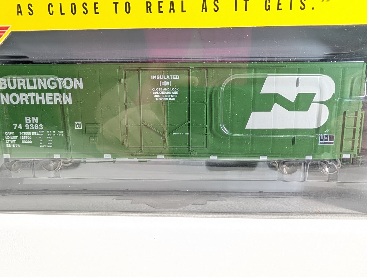 USED Athearn Genesis G4302 HO Scale 50' PC&F Box Car Burlington Northern BN #749363