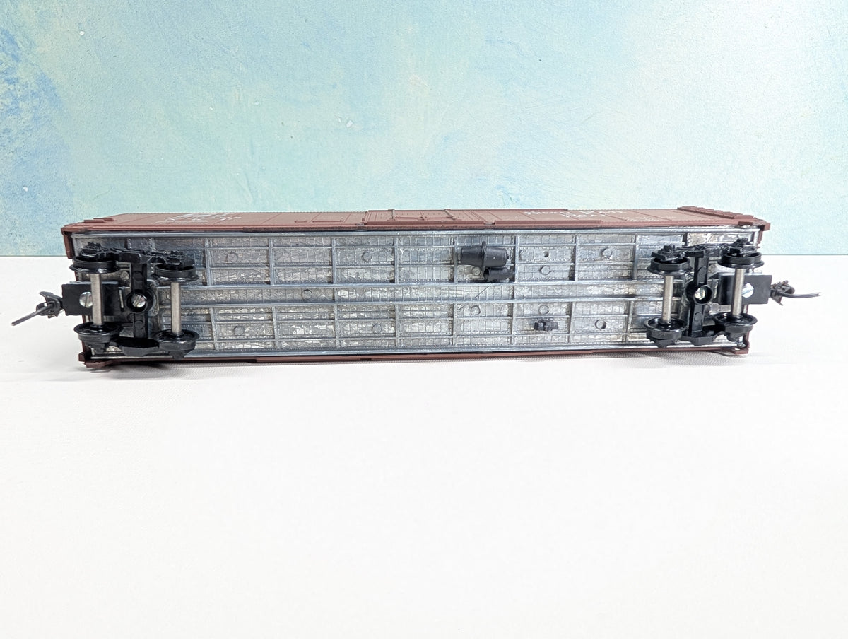 USED Roundhouse HO Scale 50' Box Car Nickel Plate Road NKP #85479
