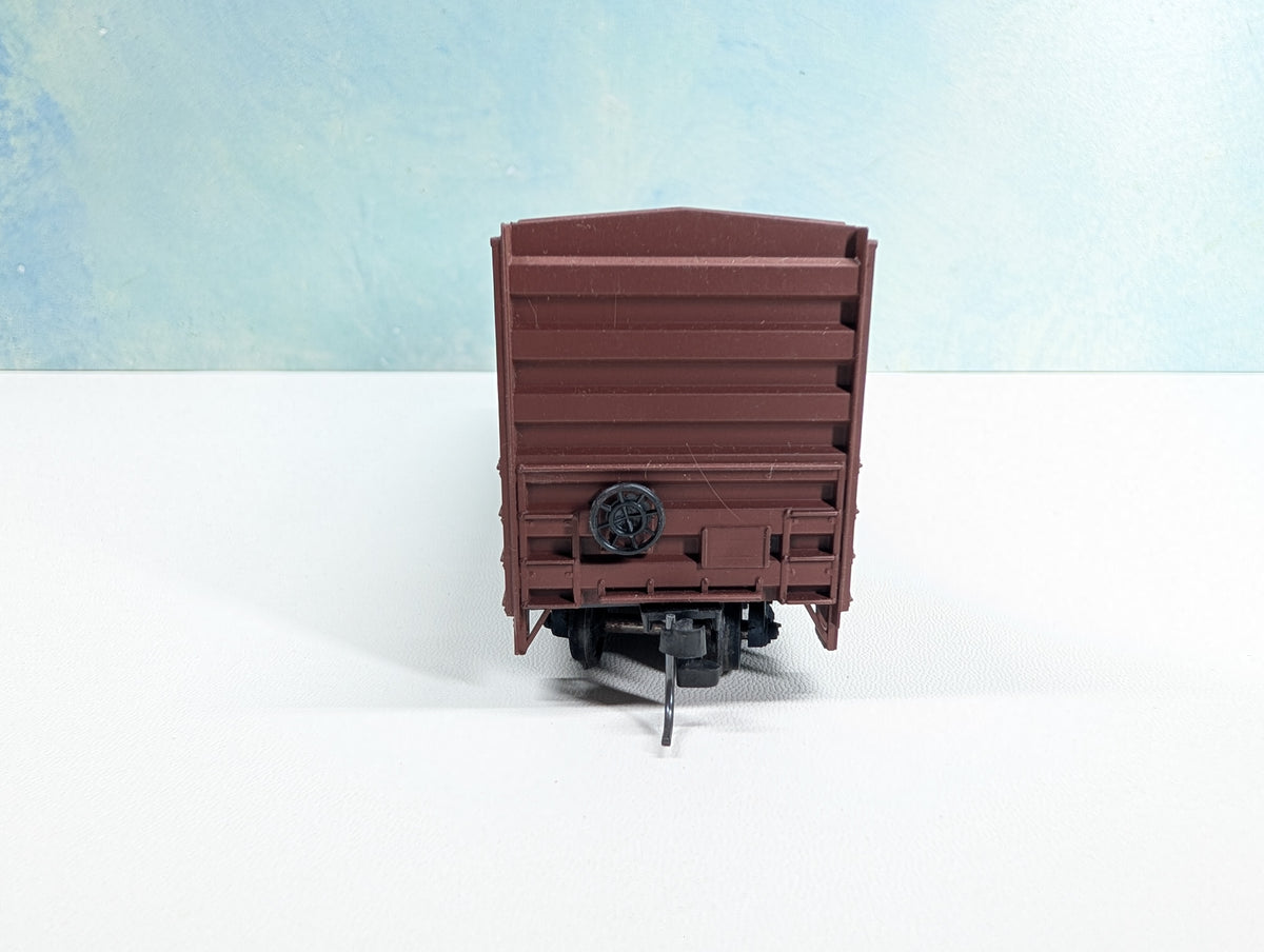 USED Roundhouse HO Scale 50' DD Box Car Western Pacific WP #38126