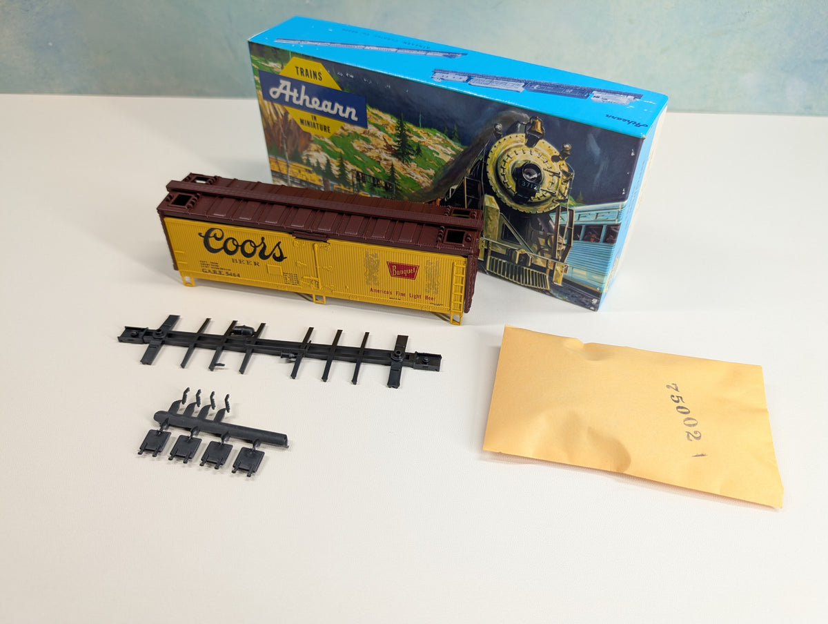 USED Athearn HO Scale Wood Reefer Coors Beer GARE #5464 KIT