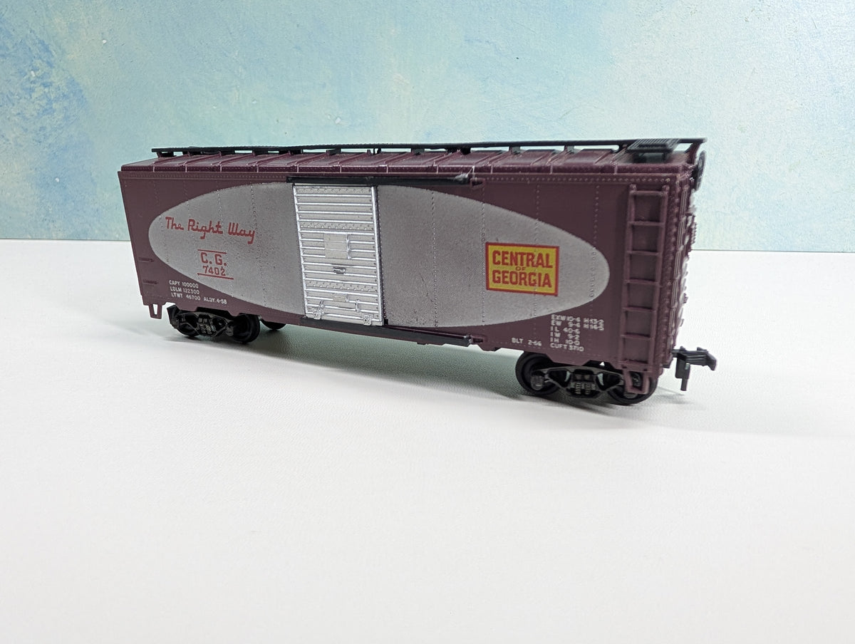 USED Athearn HO Scale 40' Box Car Central of Georgia CG #7402