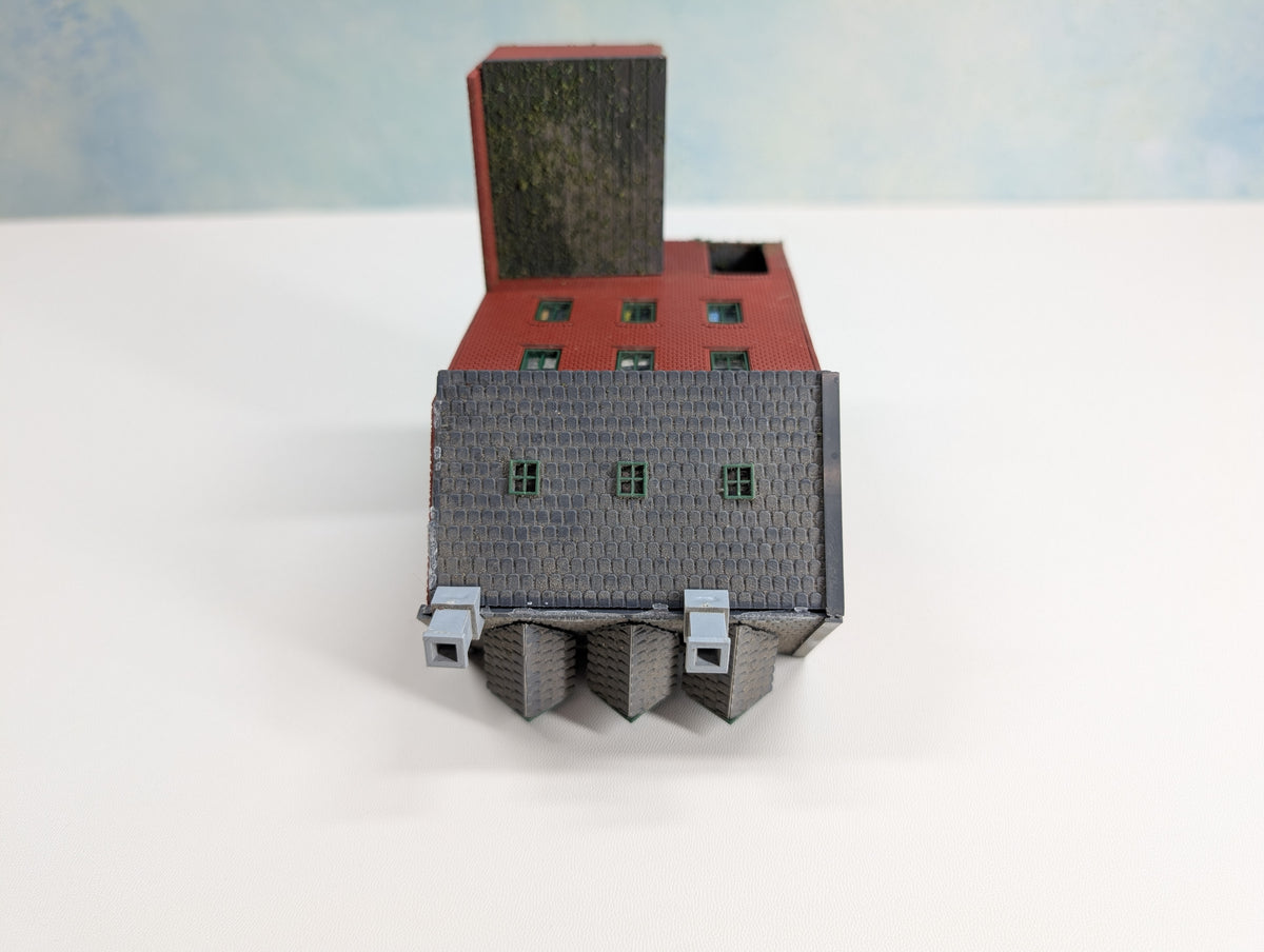 USED HO Scale Bicycle Shop, Brick Storefront