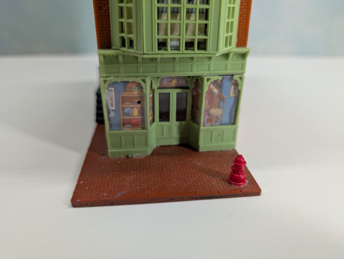 USED HO Scale Brick Storefront