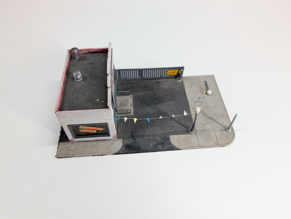 USED Tyco HO Scale Honest Sam's Used Cars, Car Dealership