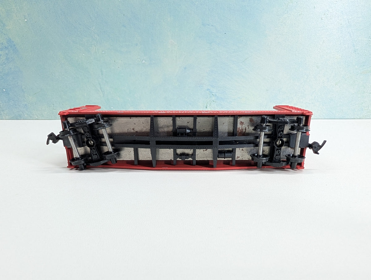 USED Athearn HO Scale Bulkhead Flat Car Burlington CB&Q #85126