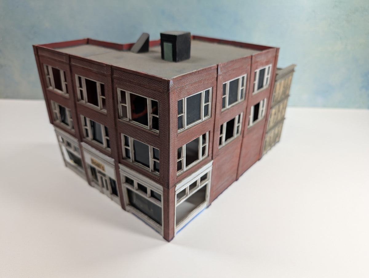 USED DPM HO Scale Large Brick Storefronts / Warehouse