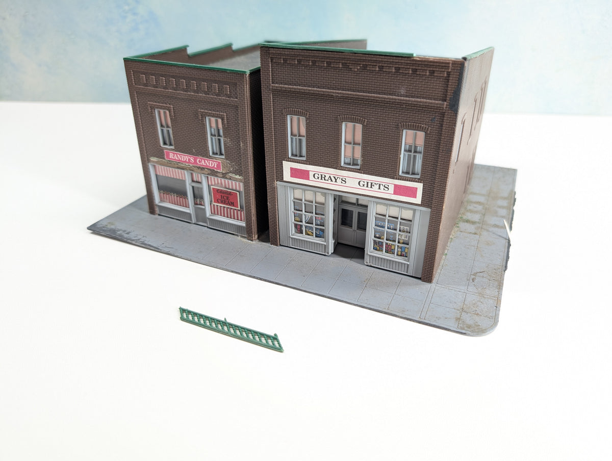 USED HO Scale Randy's Candy & Gray's Gifts, 2 Brown Storefronts