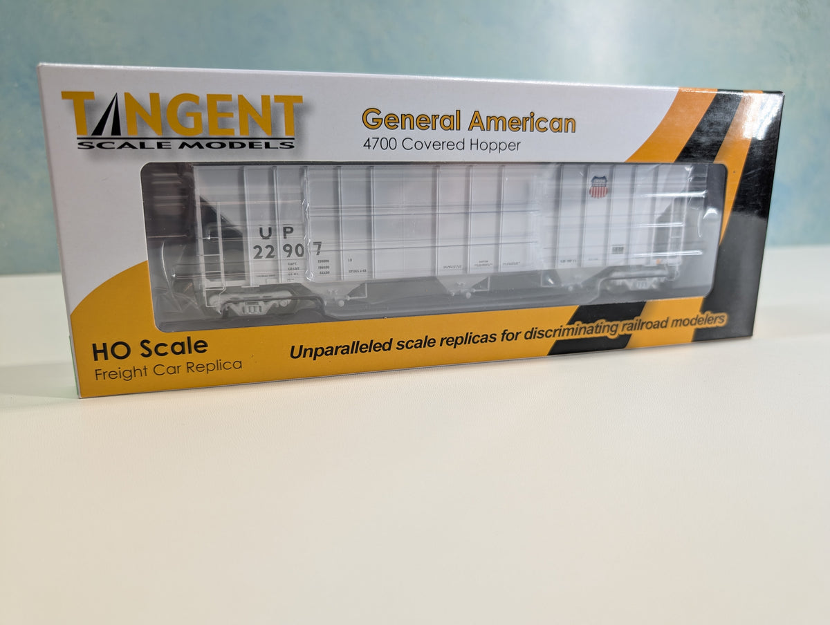 Tangent #28112-02 HO Scale 4700 Covered Hopper Union Pacific UP #22907 Metal Wheels