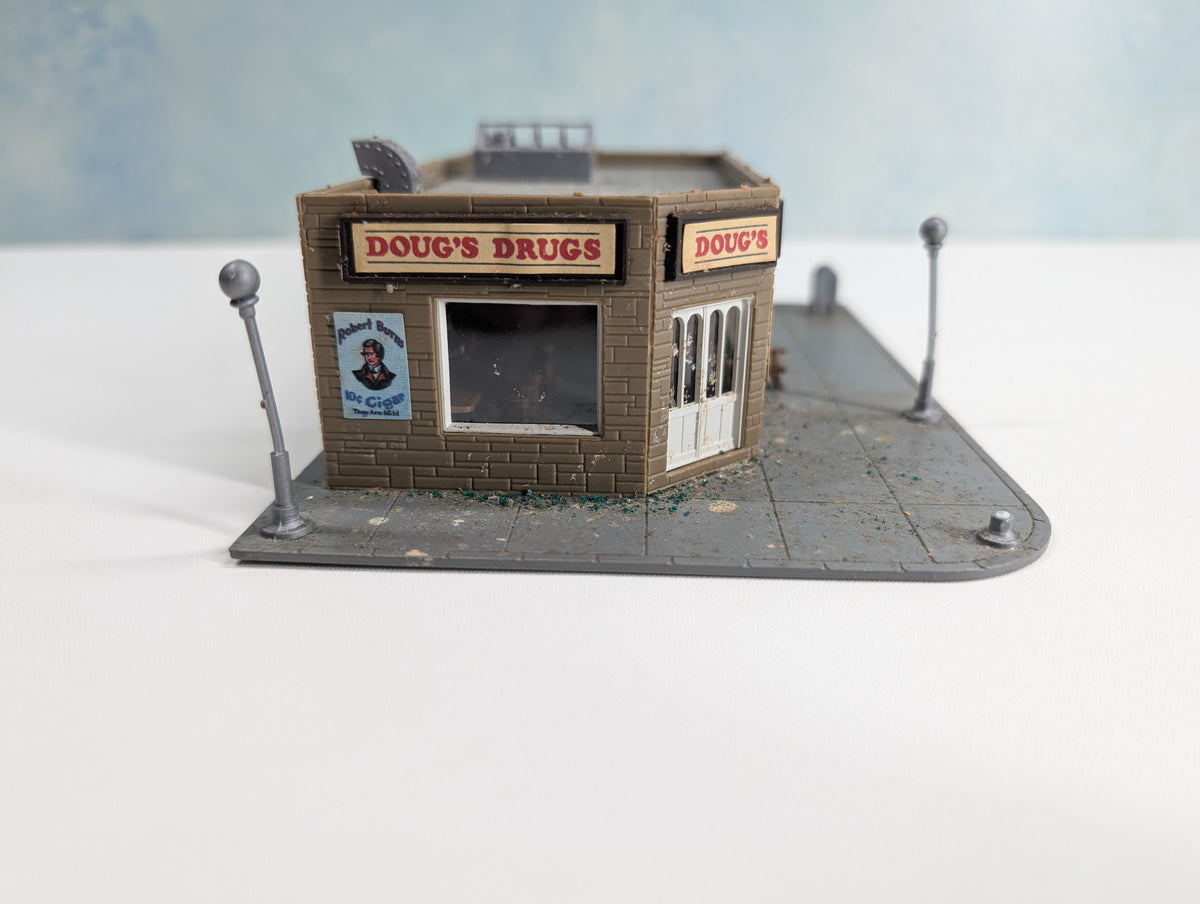 USED Tyco HO Scale Doug's Drug Store