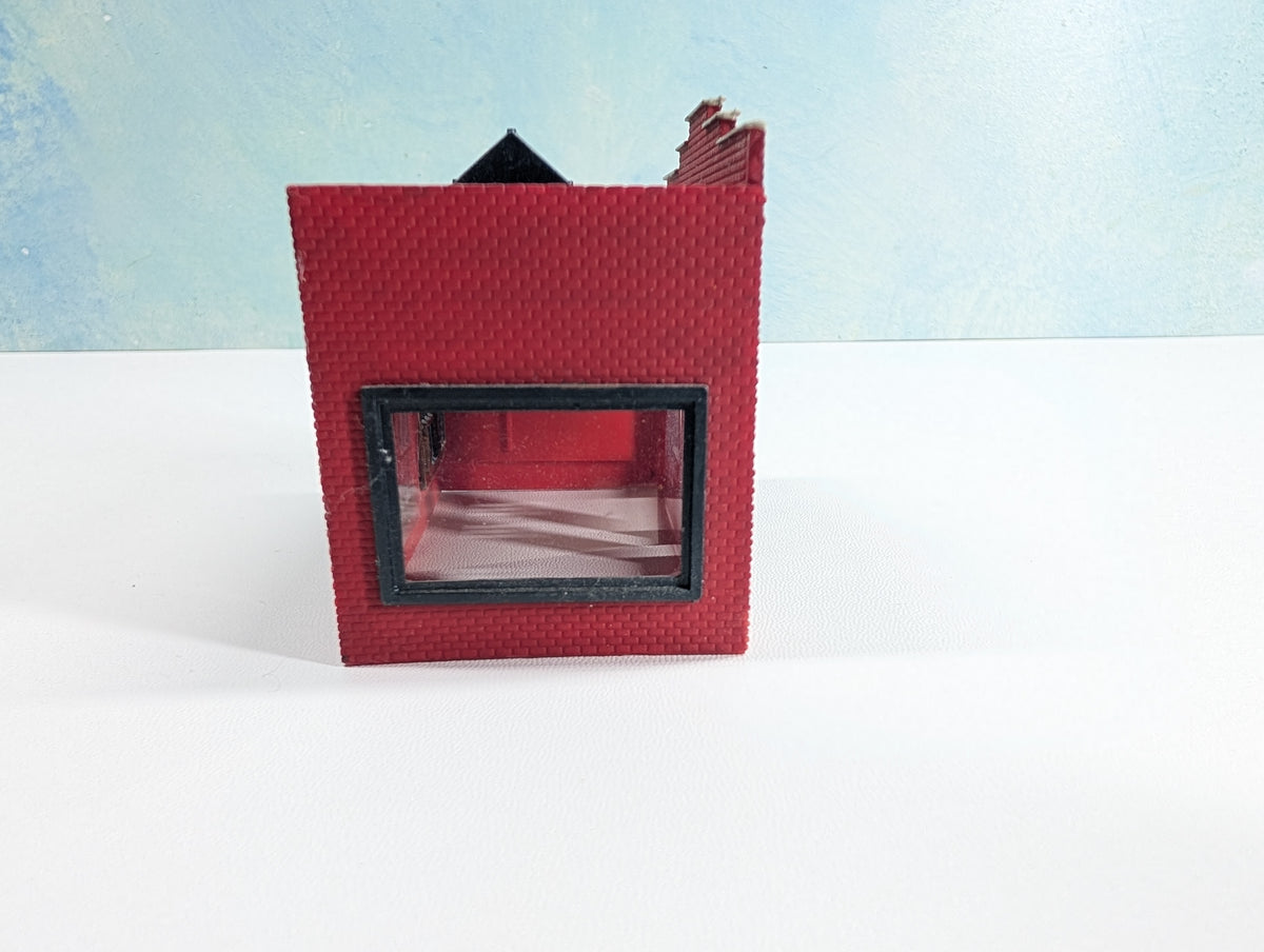 USED HO Scale Small Brick Store