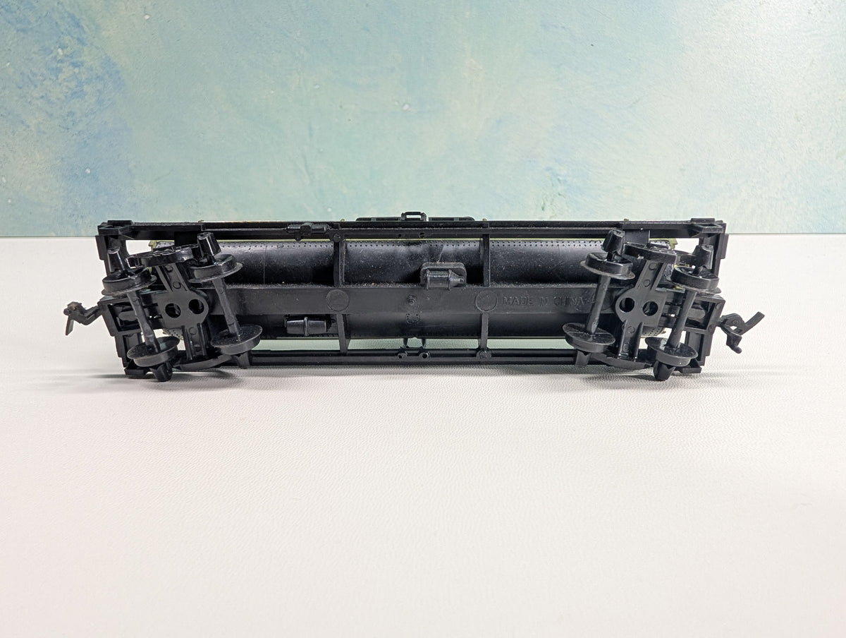 USED IHC HO Scale Tank Car BASF Wyandotte ACFX #19234
