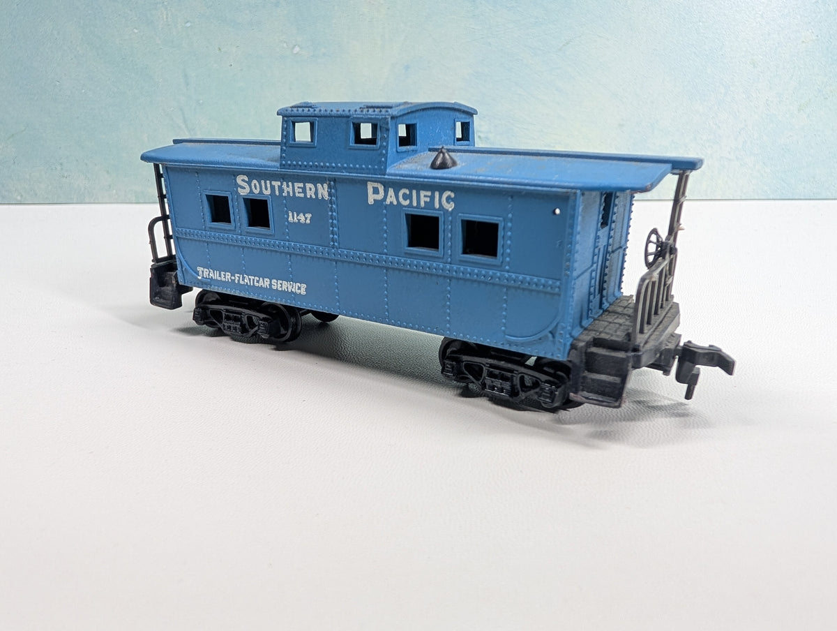 USED HO Scale Caboose Southern Pacific #1147