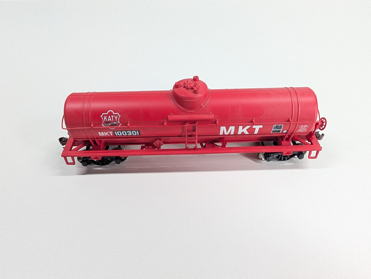USED Athearn 7302 HO Scale Single Dome Tank Car MKT #100301 Metal Wheels