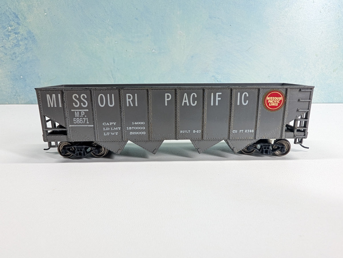 USED HO Scale Quad Hopper Missouri Pacific MP #58671 Metal Wheels