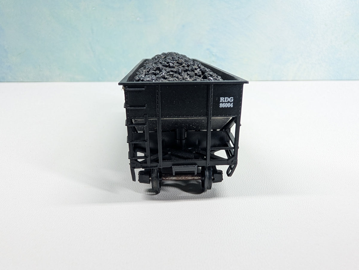 USED Athearn HO Scale Hopper w/ Coal Load Reading RDG #86004