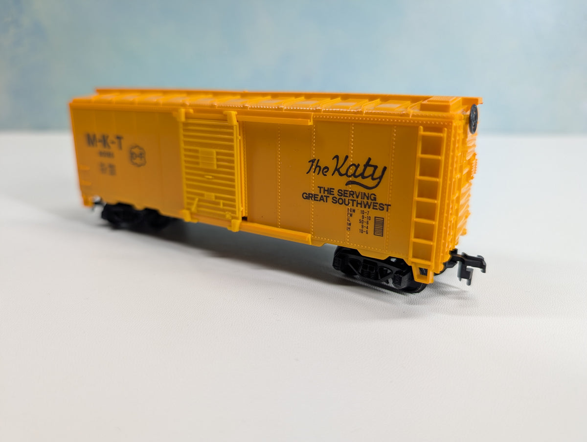 USED HO Scale 40' Box Car MKT #90186 The Katy
