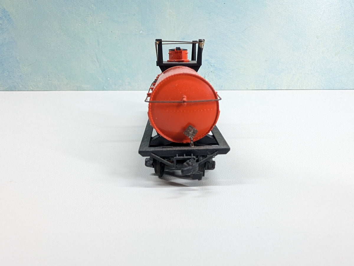 USED Athearn HO Scale Tank Car Hooker Chemicals HOKX #56656