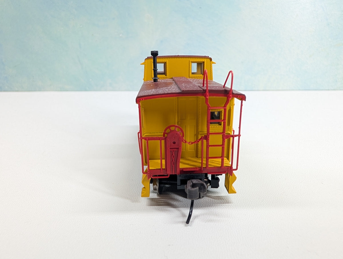 USED Atlas HO Scale Caboose Union Pacific UP #25214 Metal Wheels