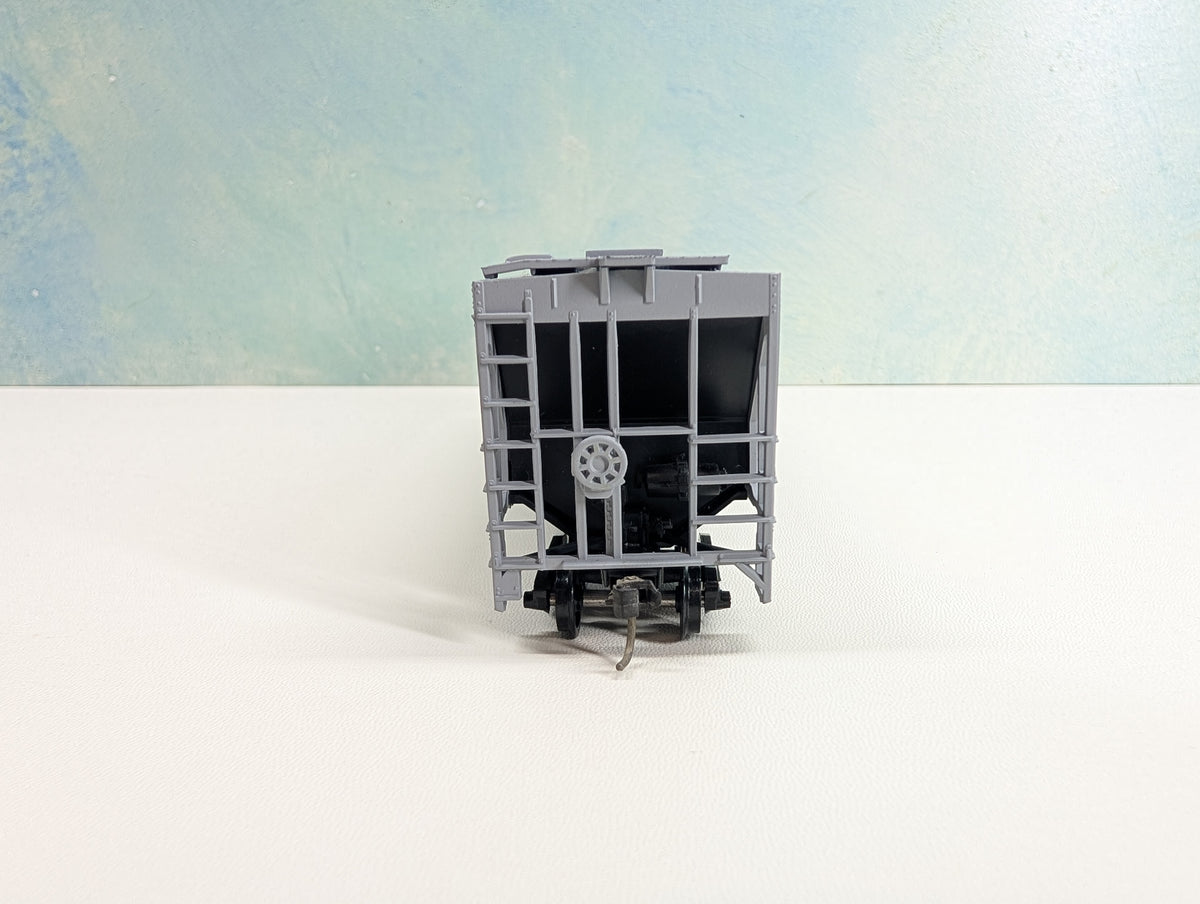 USED Athearn HO Scale Covered Hopper NFO Grain USLX #7048