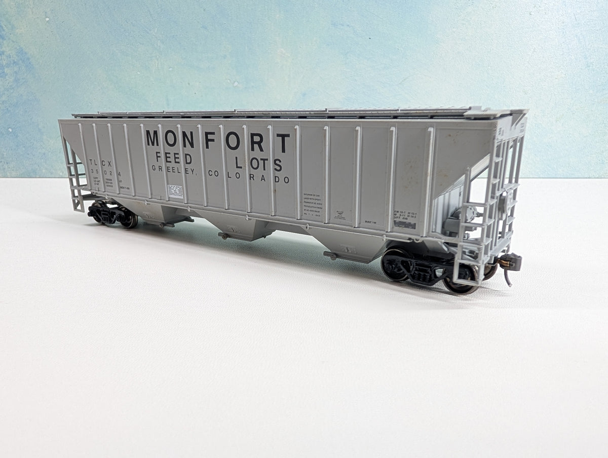 USED Athearn HO Scale Covered Hopper Monfort Feed Lots TLCX #35024 Metal Wheels