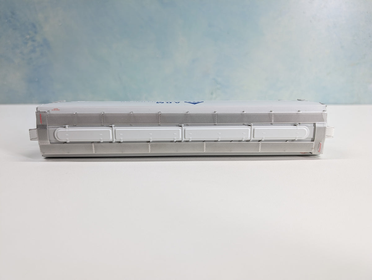 USED Athearn HO Scale Trinity Covered Hopper Archer Daniels Midland WHTX #5215 Metal Wheels