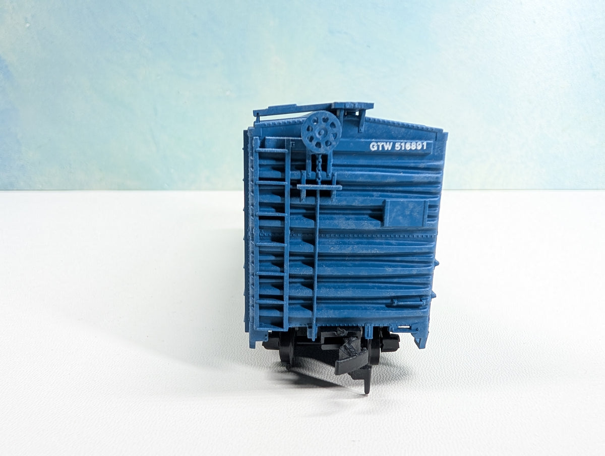 USED Accurail HO Scale 40' Box Car Grand Trunk Western GTW #516891