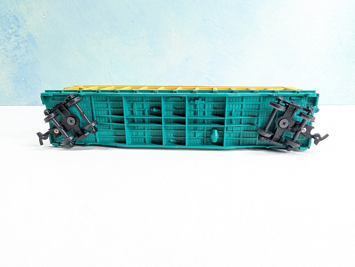 USED Bachmann HO Scale 51' Pulpwood Car Penn Central PC #17326