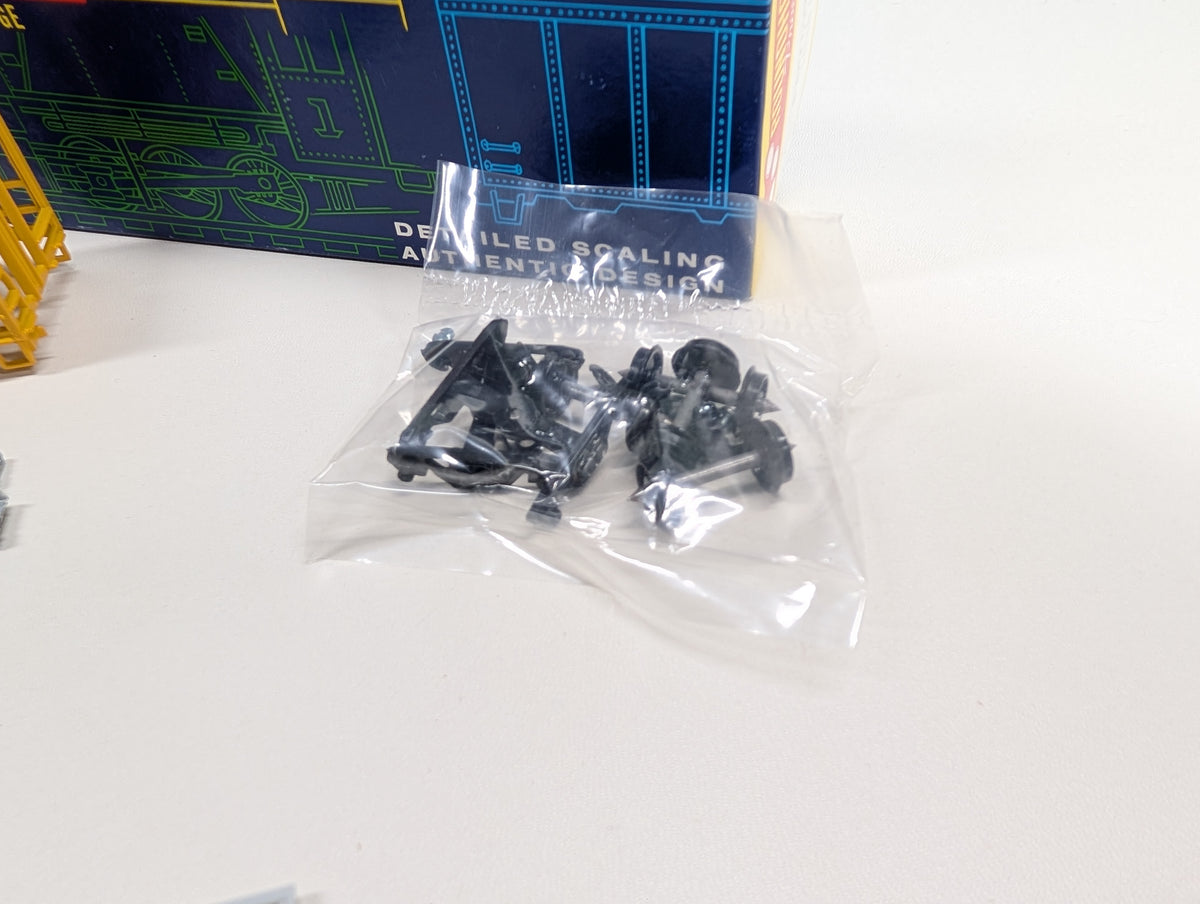 USED Roundhouse HO Scale Covered Hopper Chessie System B&O #631100 KIT
