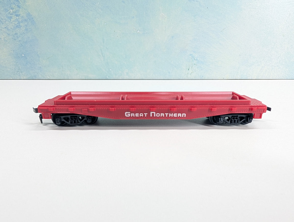 USED Tyco HO Scale Flat Car Great Northern