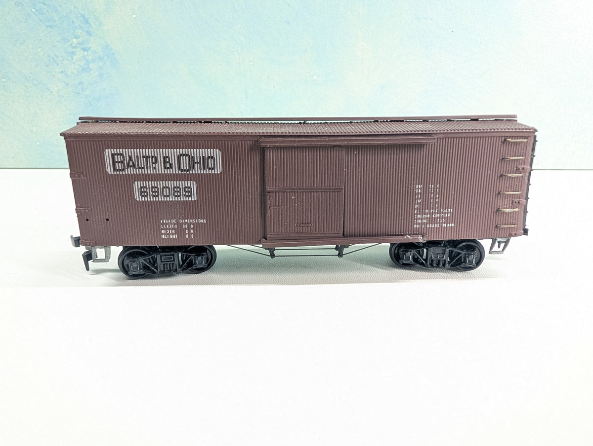 USED Roundhouse HO Scale Old Time Box Car Baltimore and Ohio B&O #69089