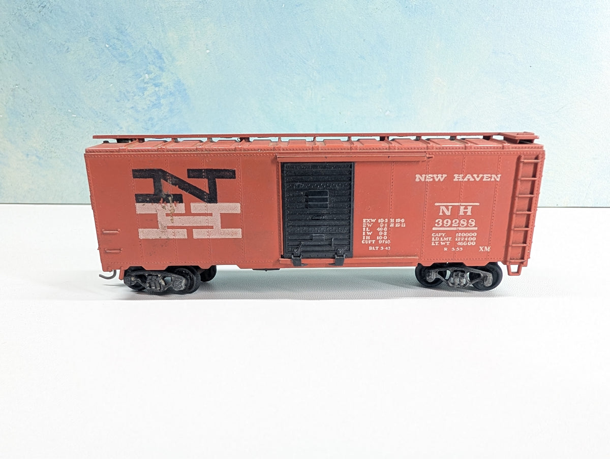 USED Athearn HO Scale 40' Box Car New Haven NH #39288