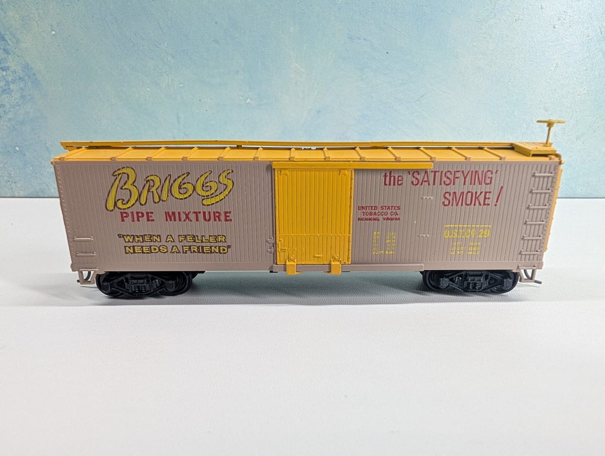 USED TRAIN MINIATURE HO Scale 40' Wood Box Car, Tobacco Series Briggs Pipe Mixture USTC #29
