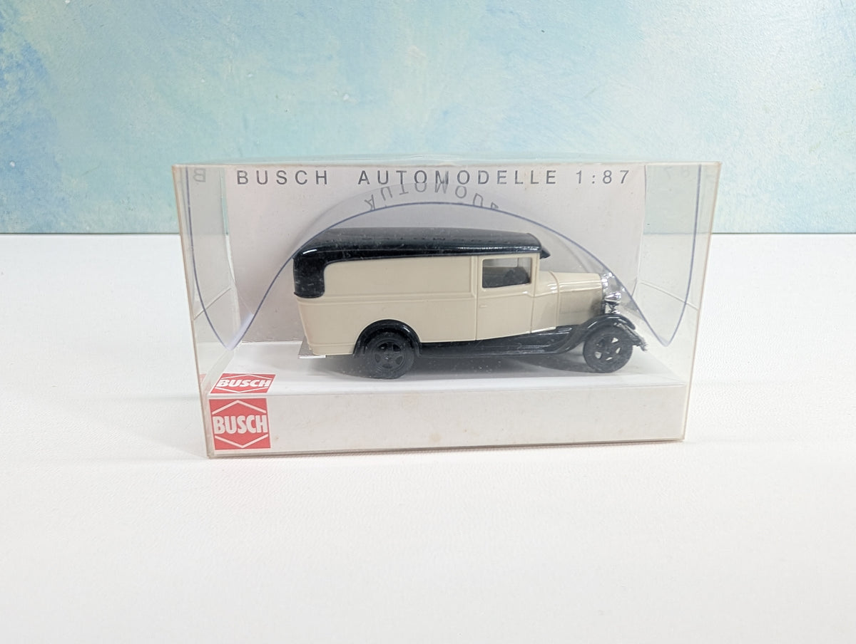 USED Busch 47700 HO Scale White Ford Model AA