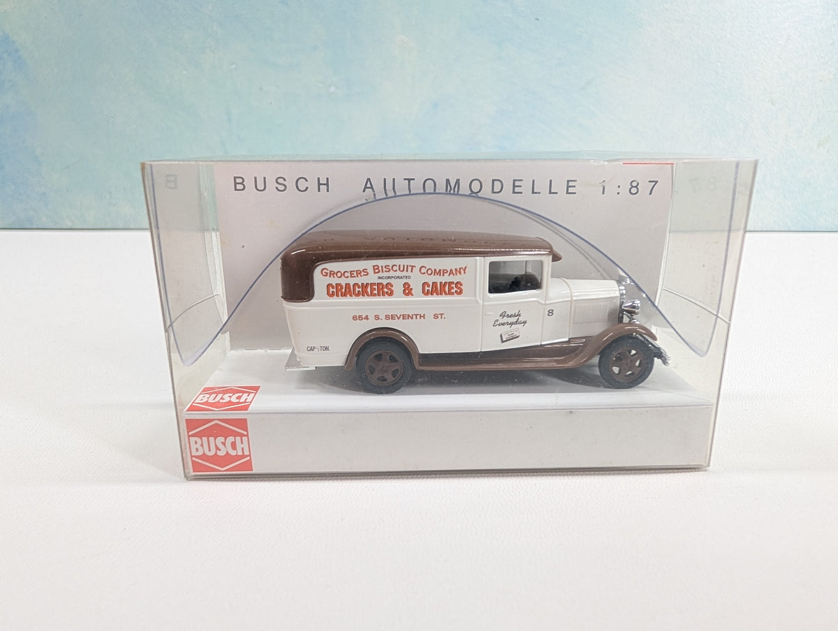 USED Busch 47717 HO Scale Ford Model AA, Grocers Biscuit Co. Crackers & Cakes
